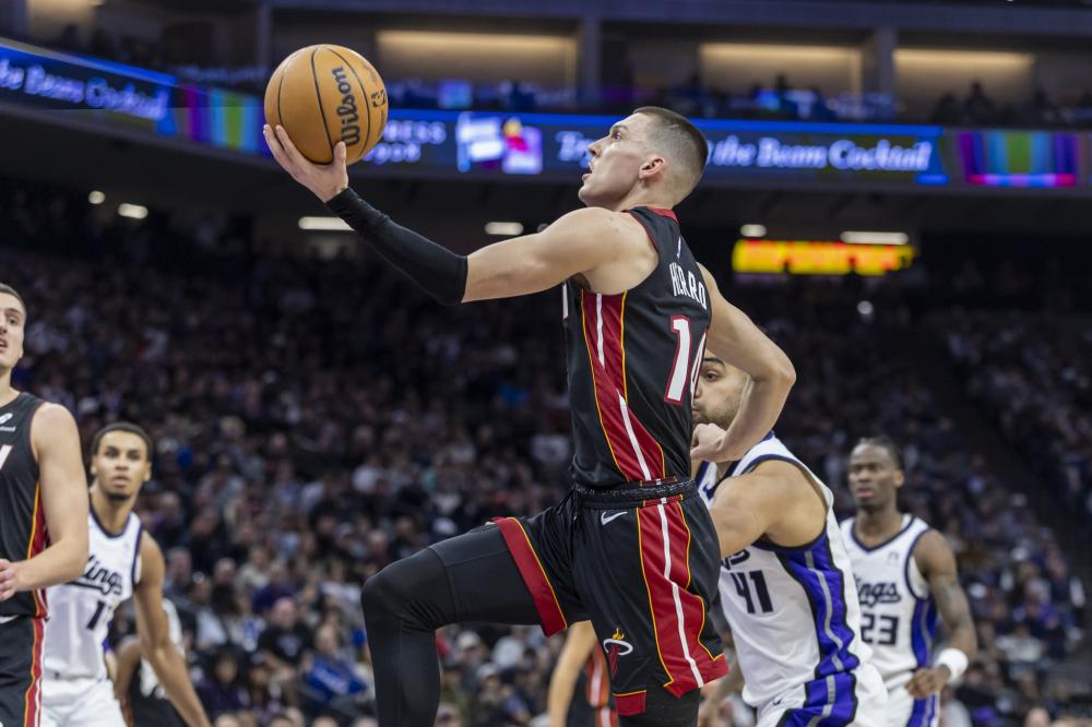 多豪门的追 多豪门的追