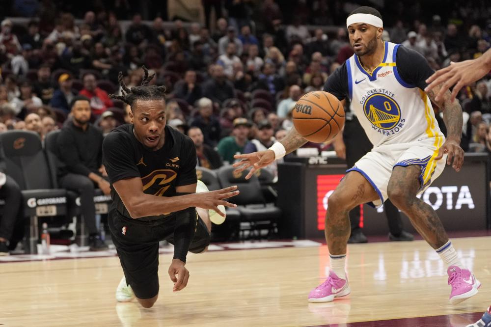 体育女篮世界杯预选赛：中国女篮103-70法国 三战全胜完美收官